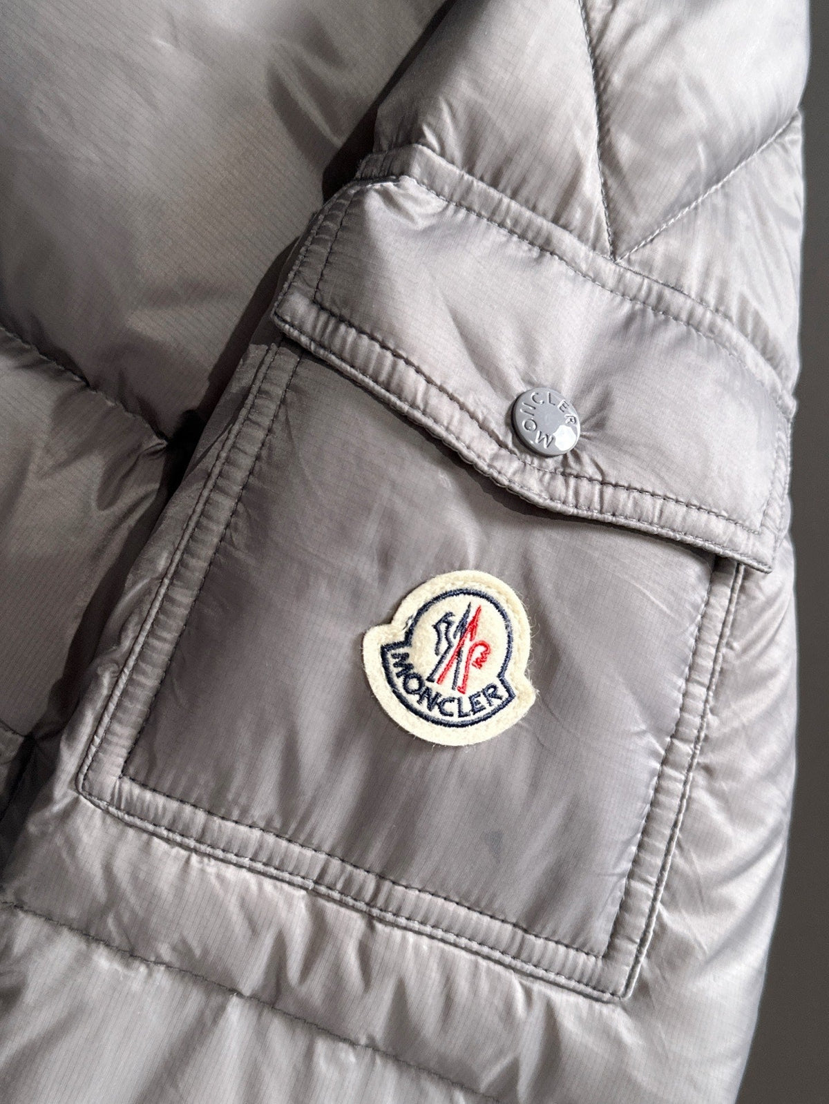 Classic down jacket-8