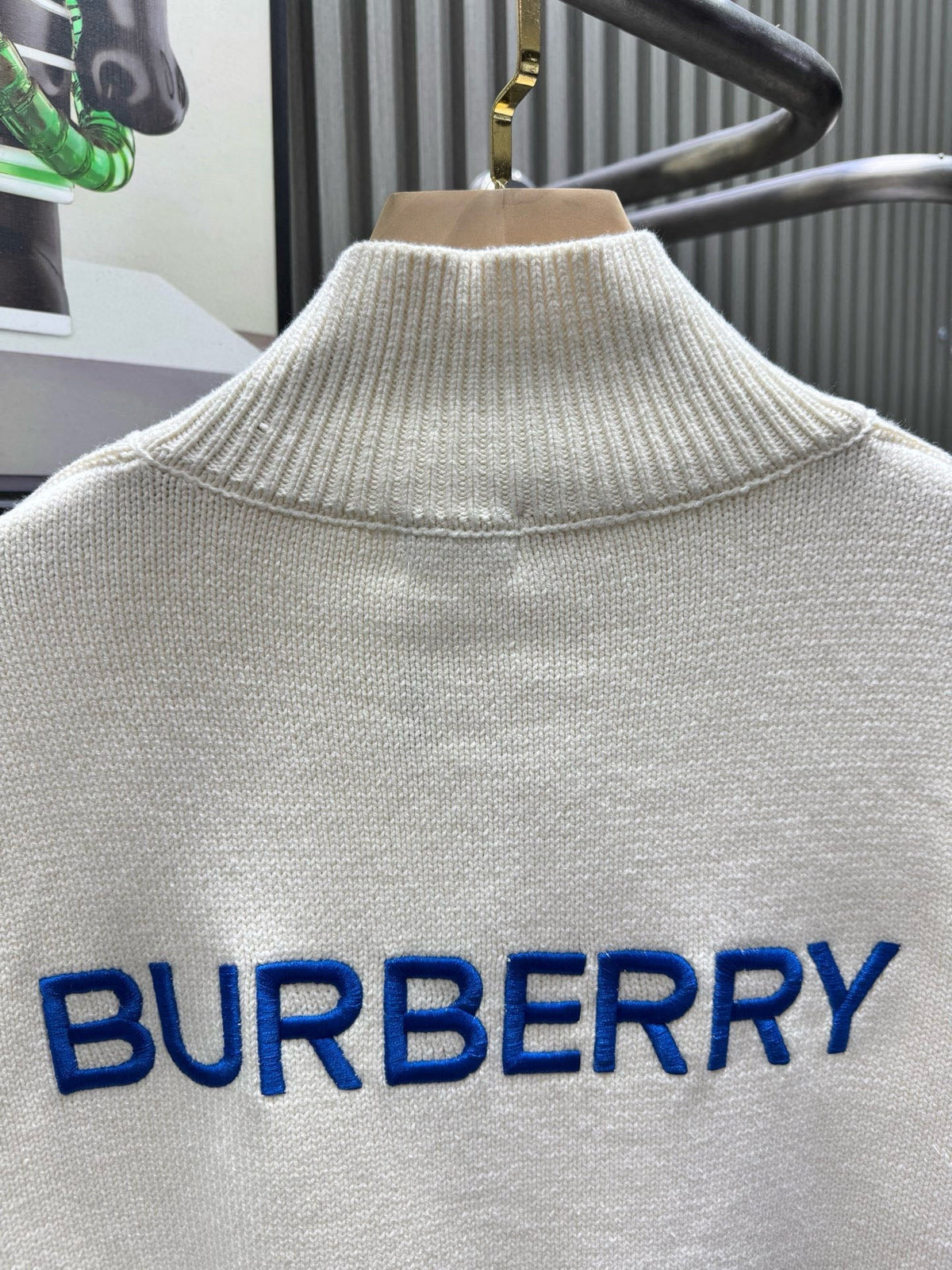 Classic Fashion Sweater-1086