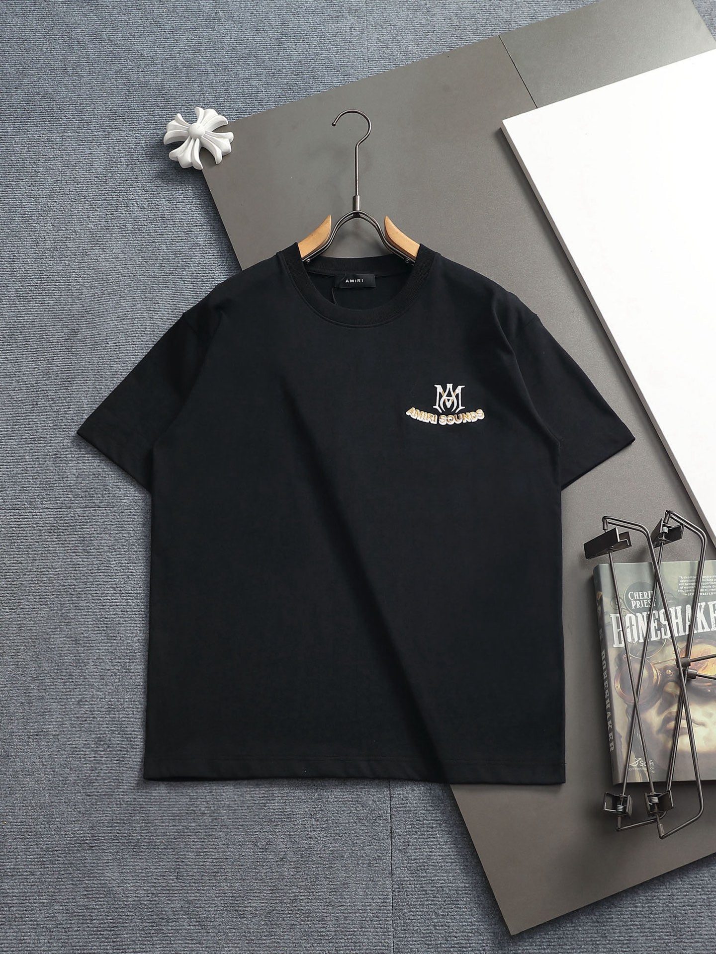Classic T-shirt-335