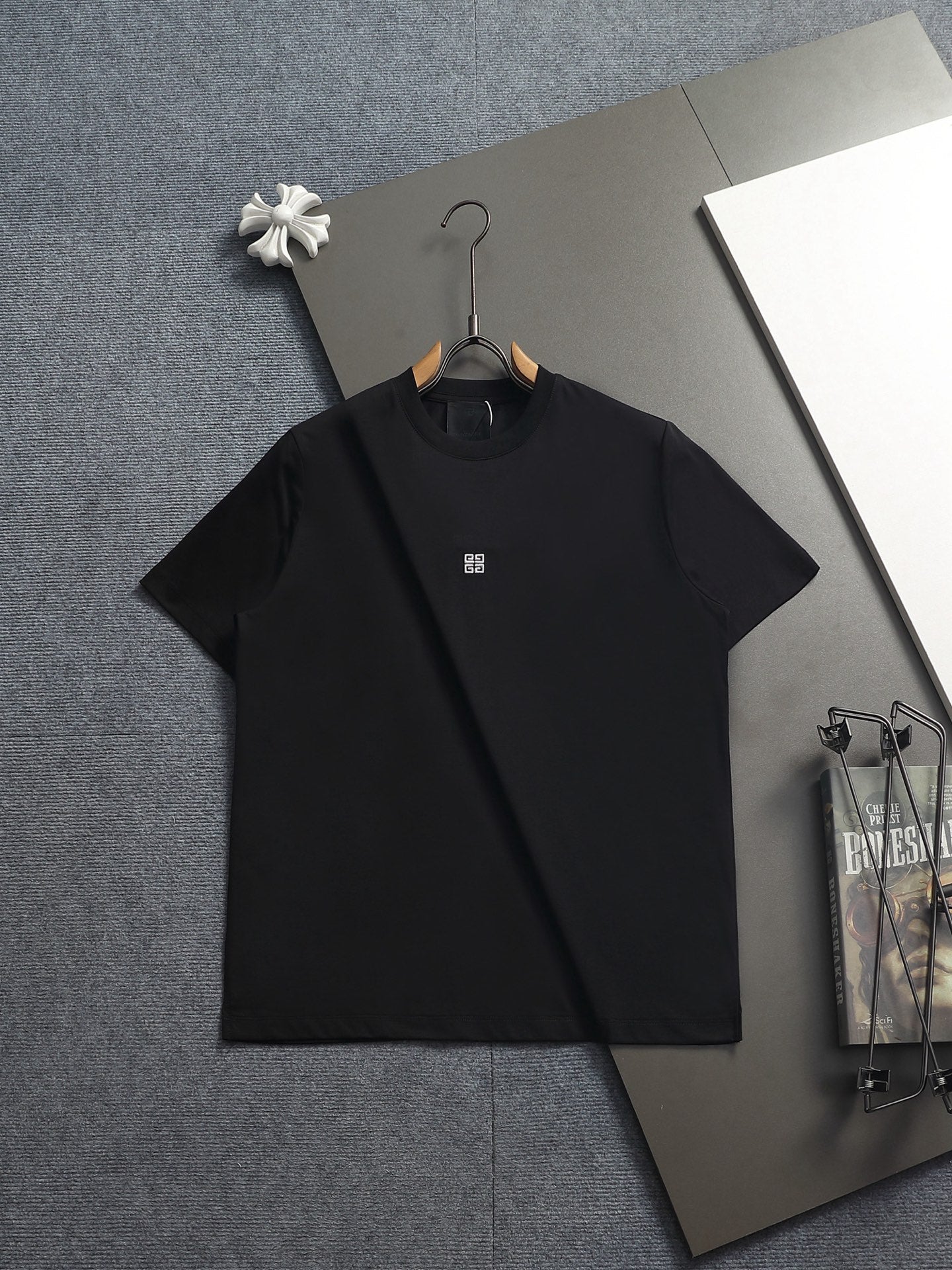 Classic T-shirt-501