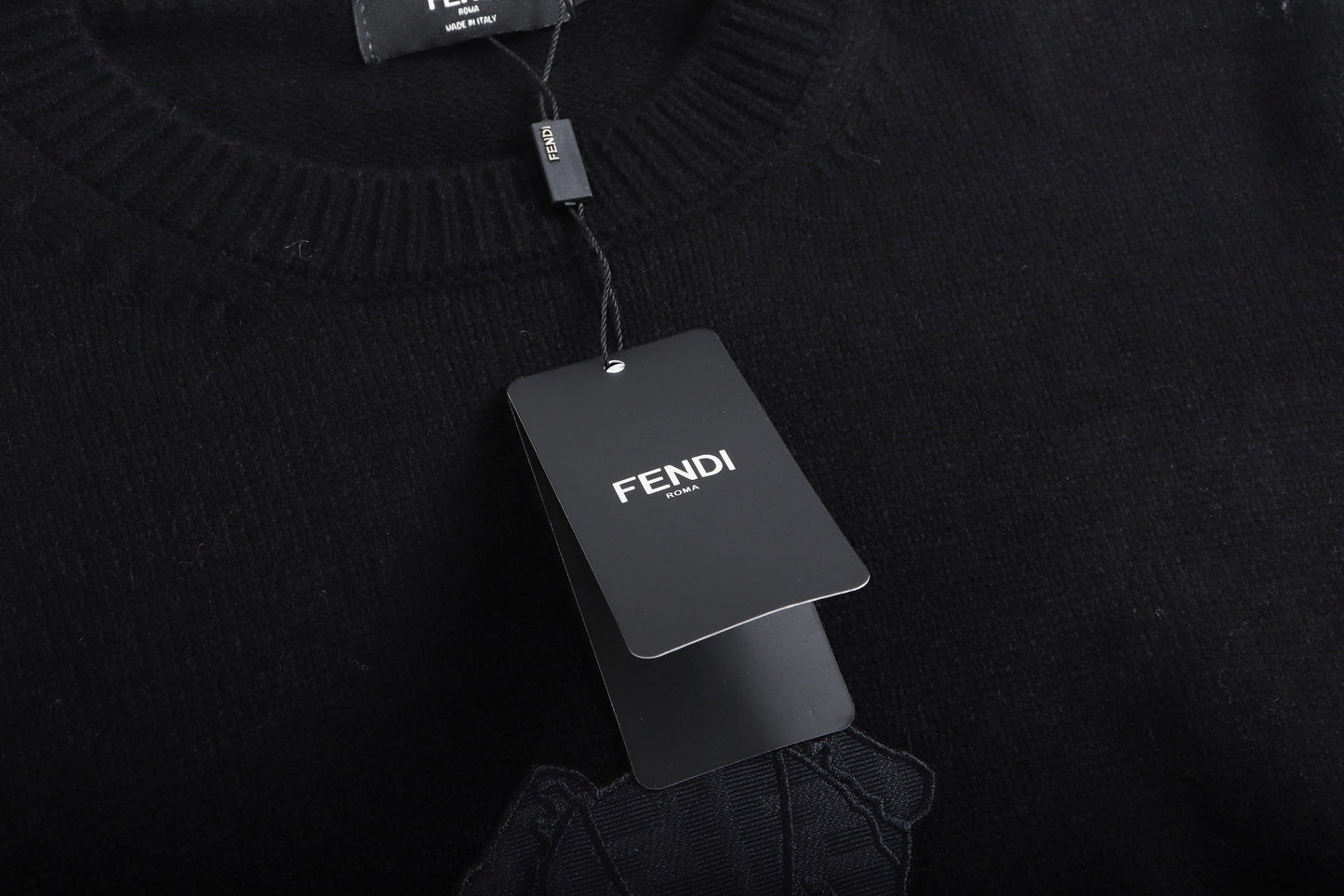 Classic Fashion Sweater-1250