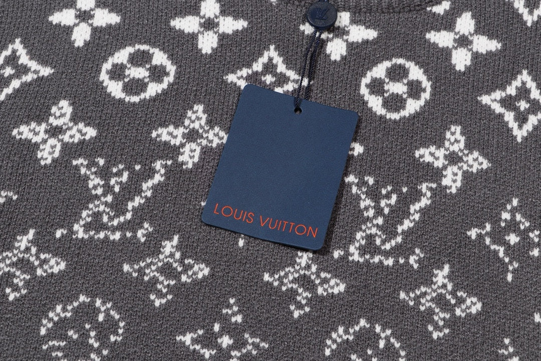 Classic Fashion Sweater-1394