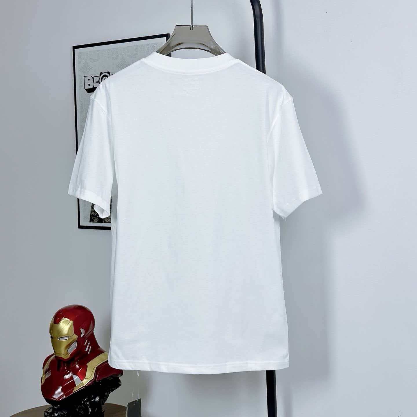 Classic T-shirt-486