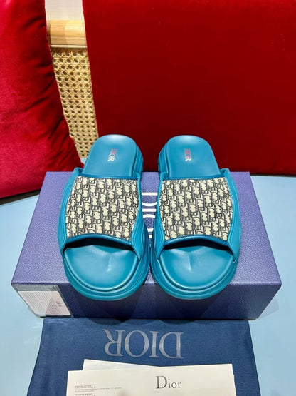 Classic Slippers-1