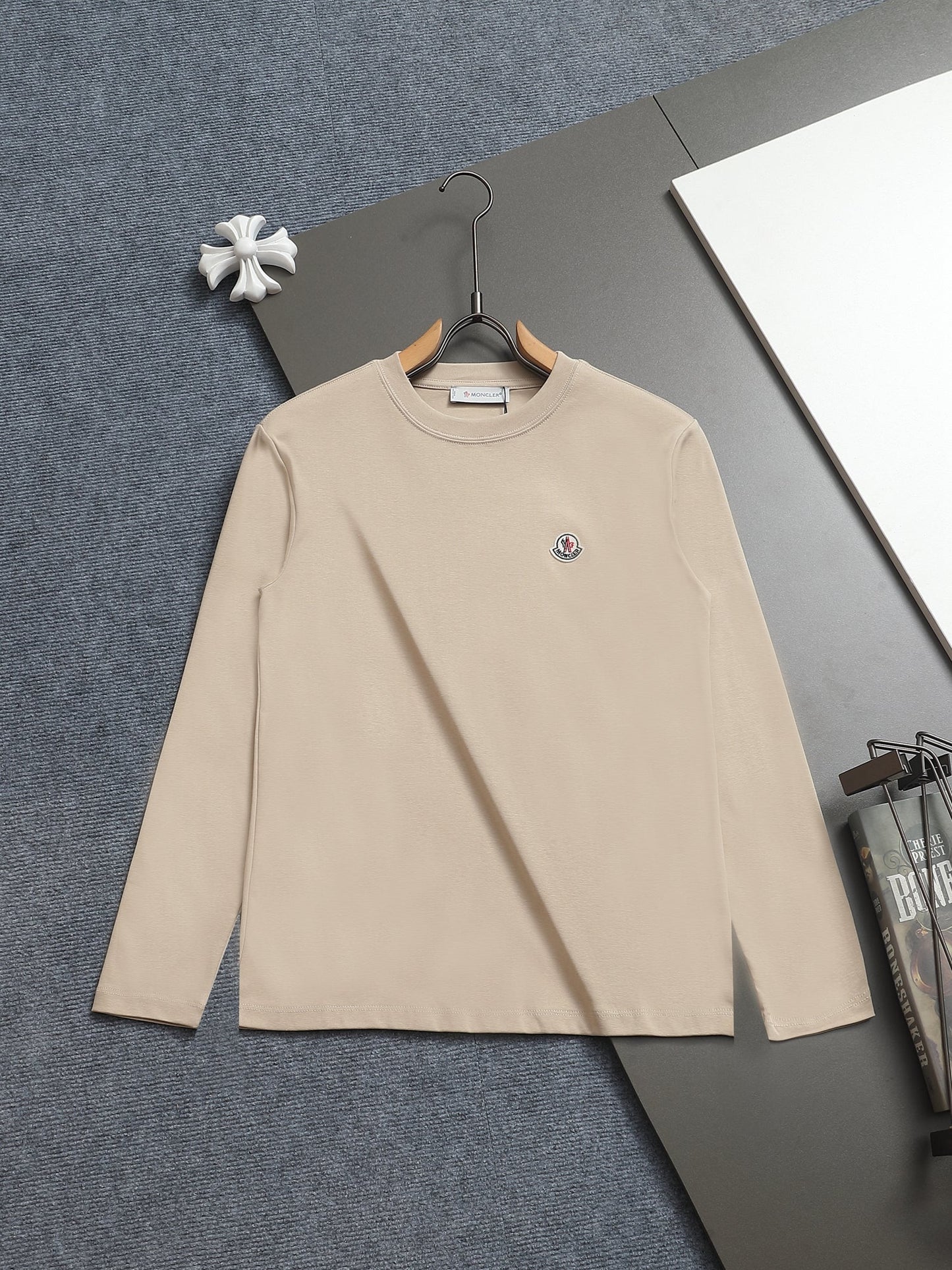 Classic Fashion Sweater-67