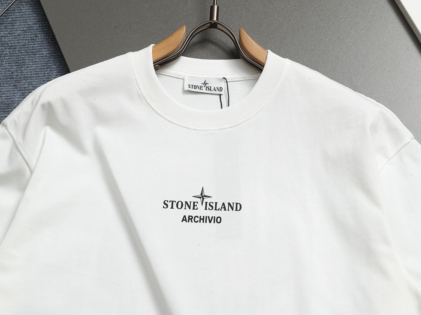Classic T-shirt-100