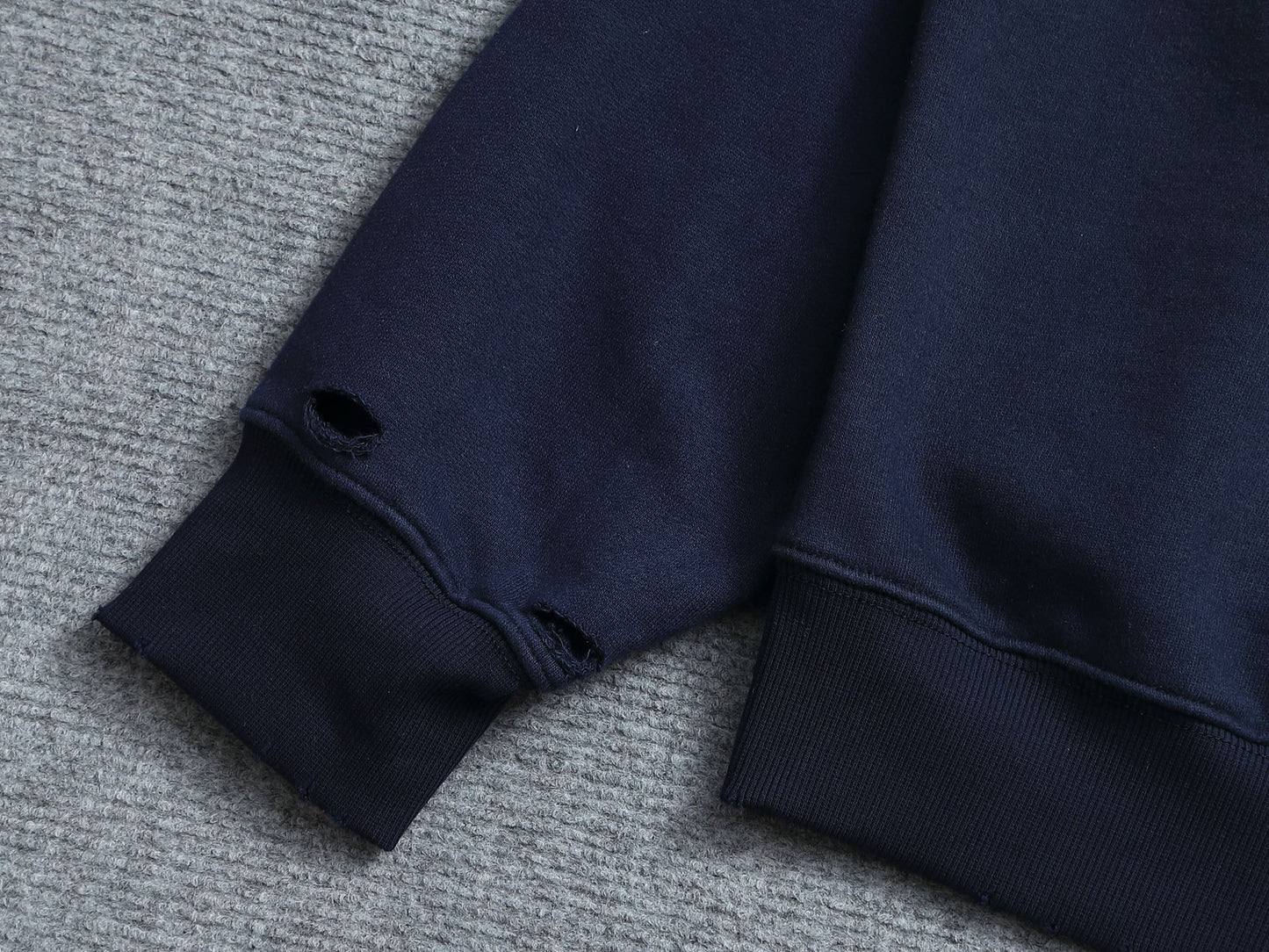 Classic Fit Hoodie-1002