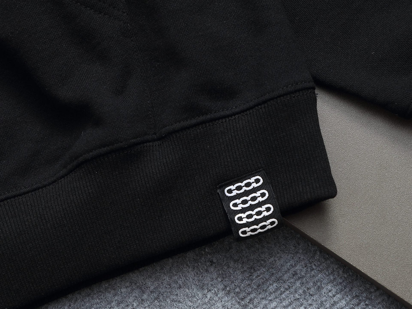 Classic Fit Hoodie-1003