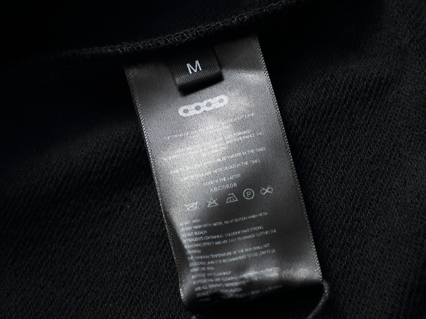 Classic Fit Hoodie-1004