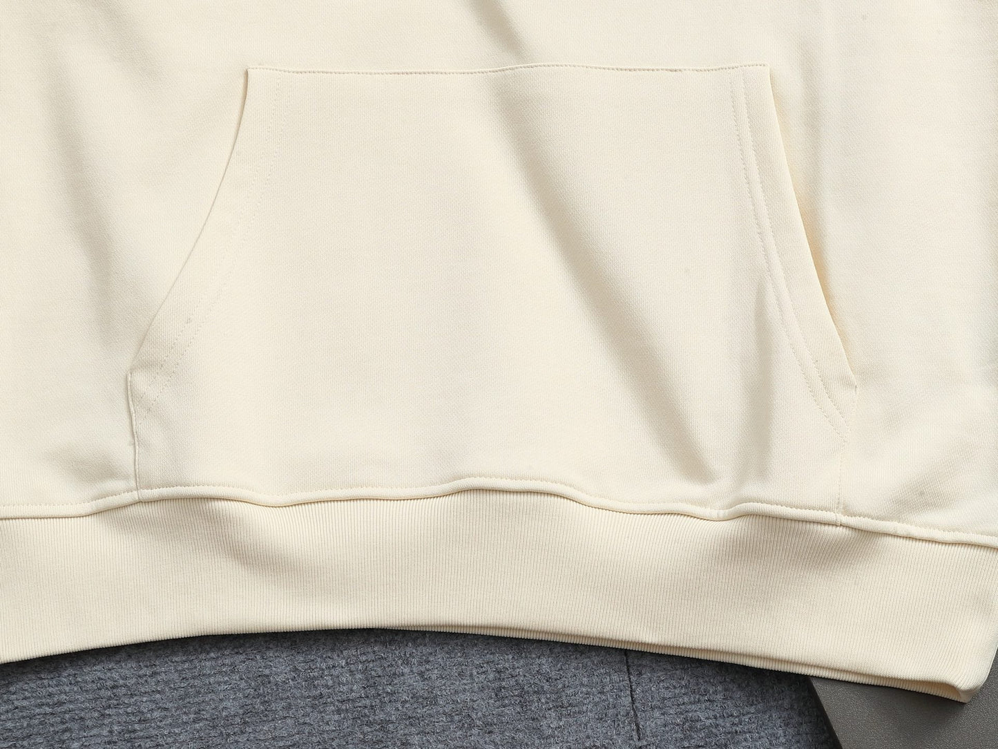 Classic Fit Hoodie-1013