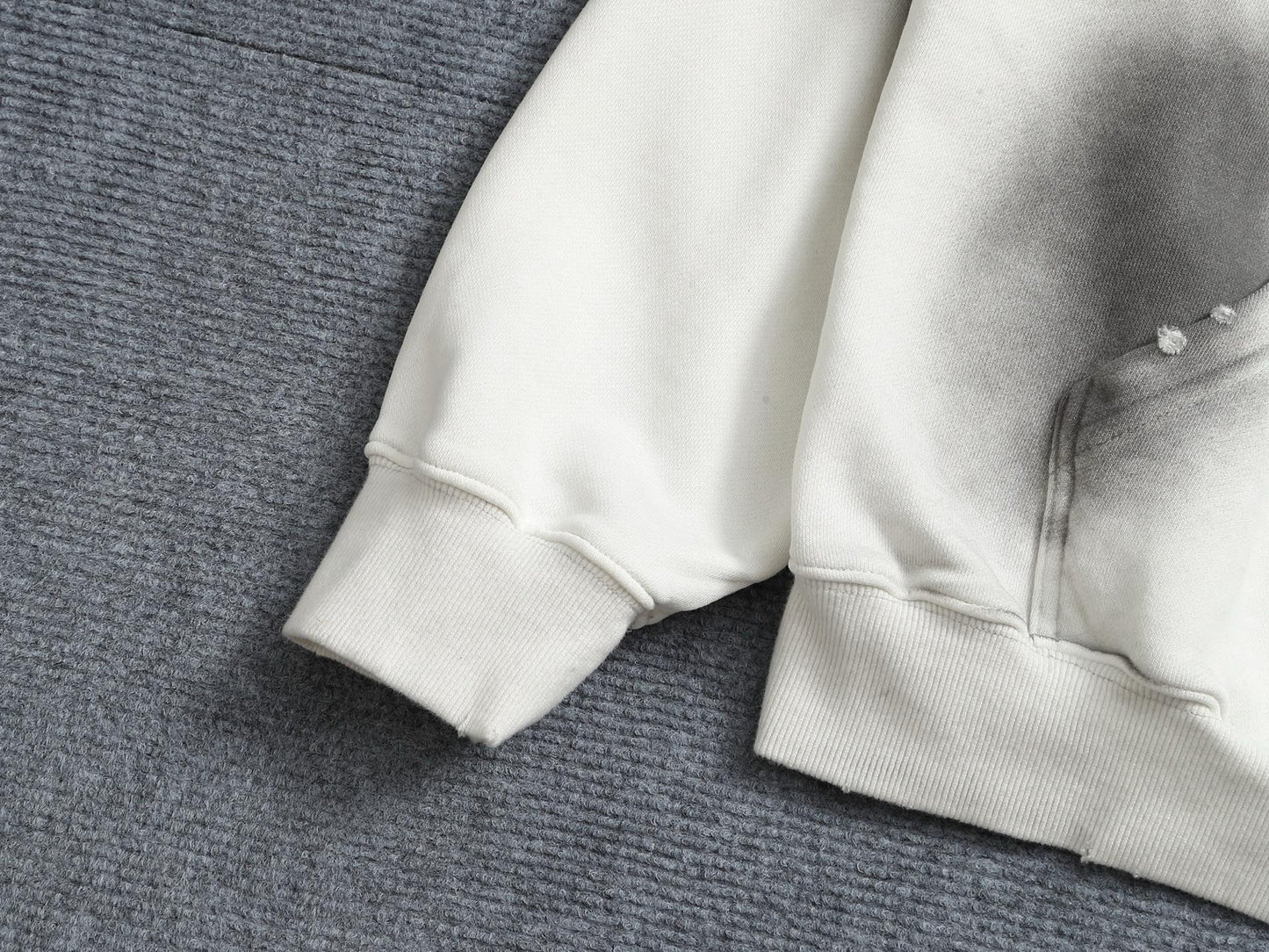 Classic Fit Hoodie-1015