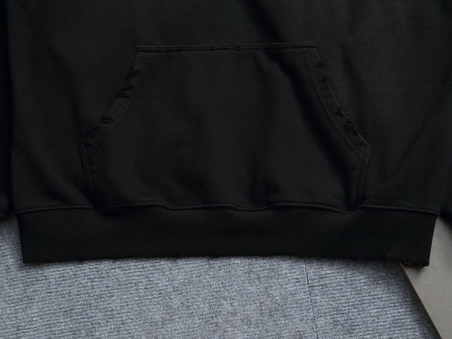 Classic Fit Hoodie-1016