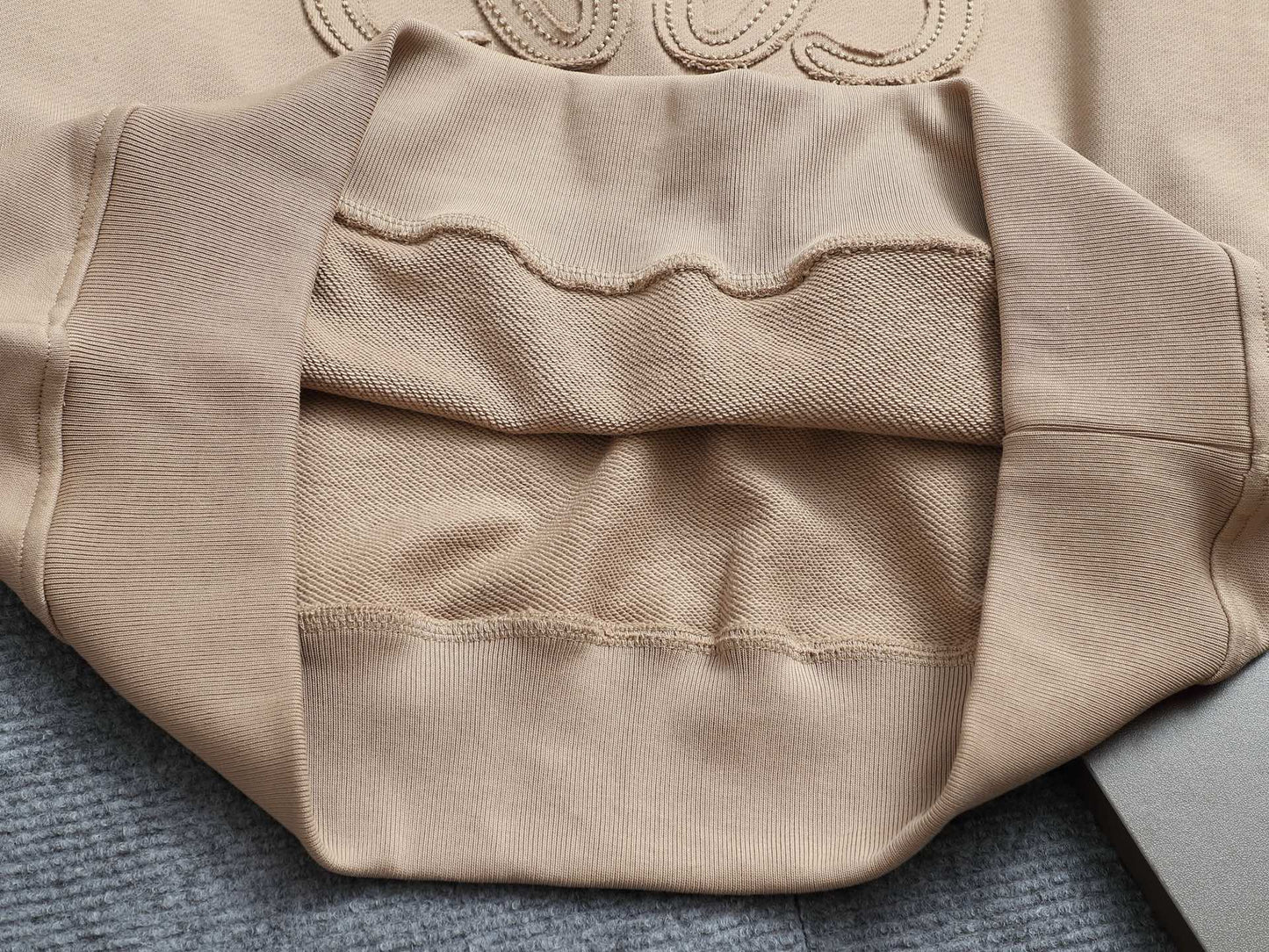 Classic Fashion Sweater-1048