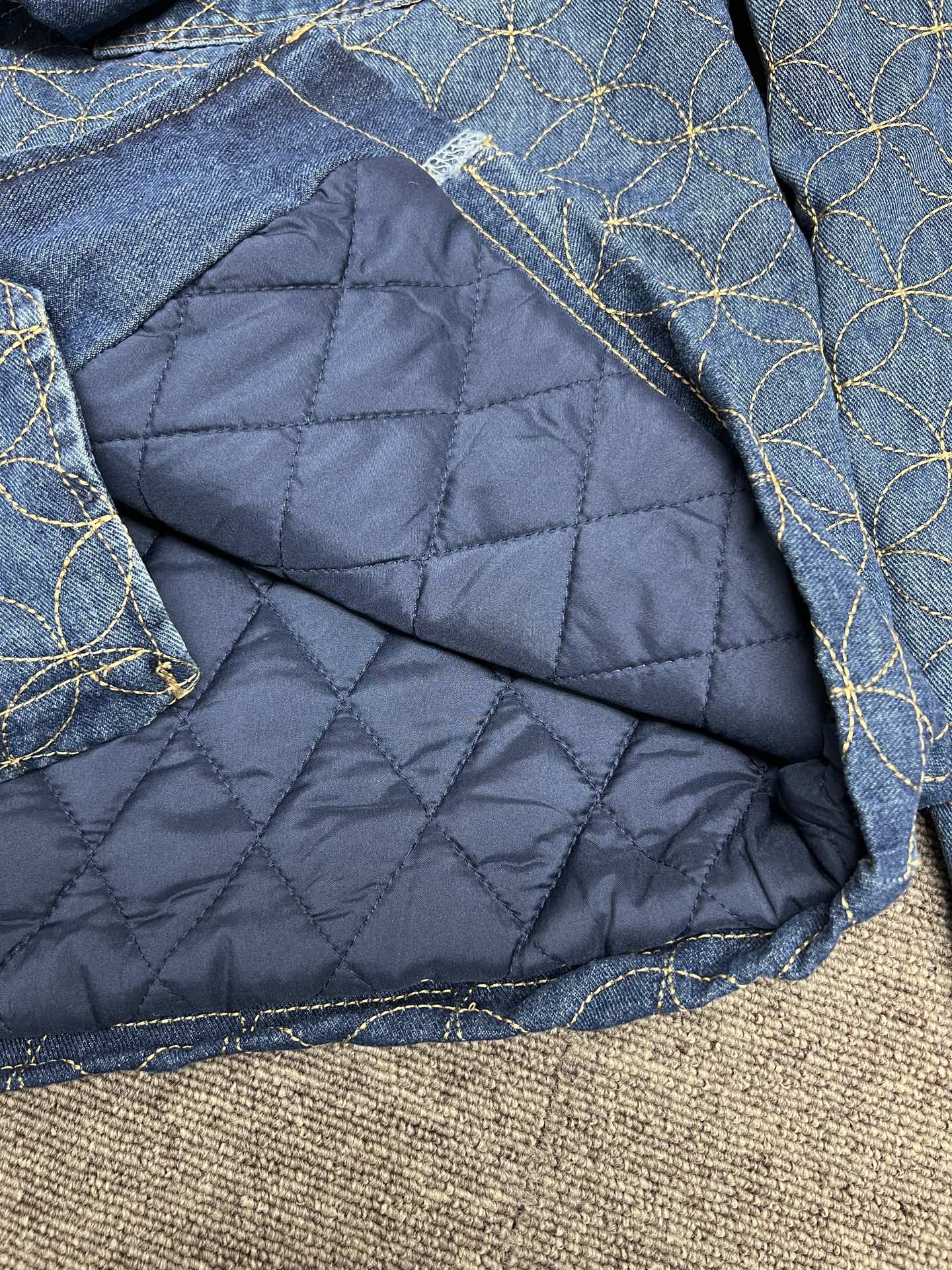 Chic Comfort Jacket-1001