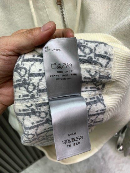 Classic Fashion Sweater-1083