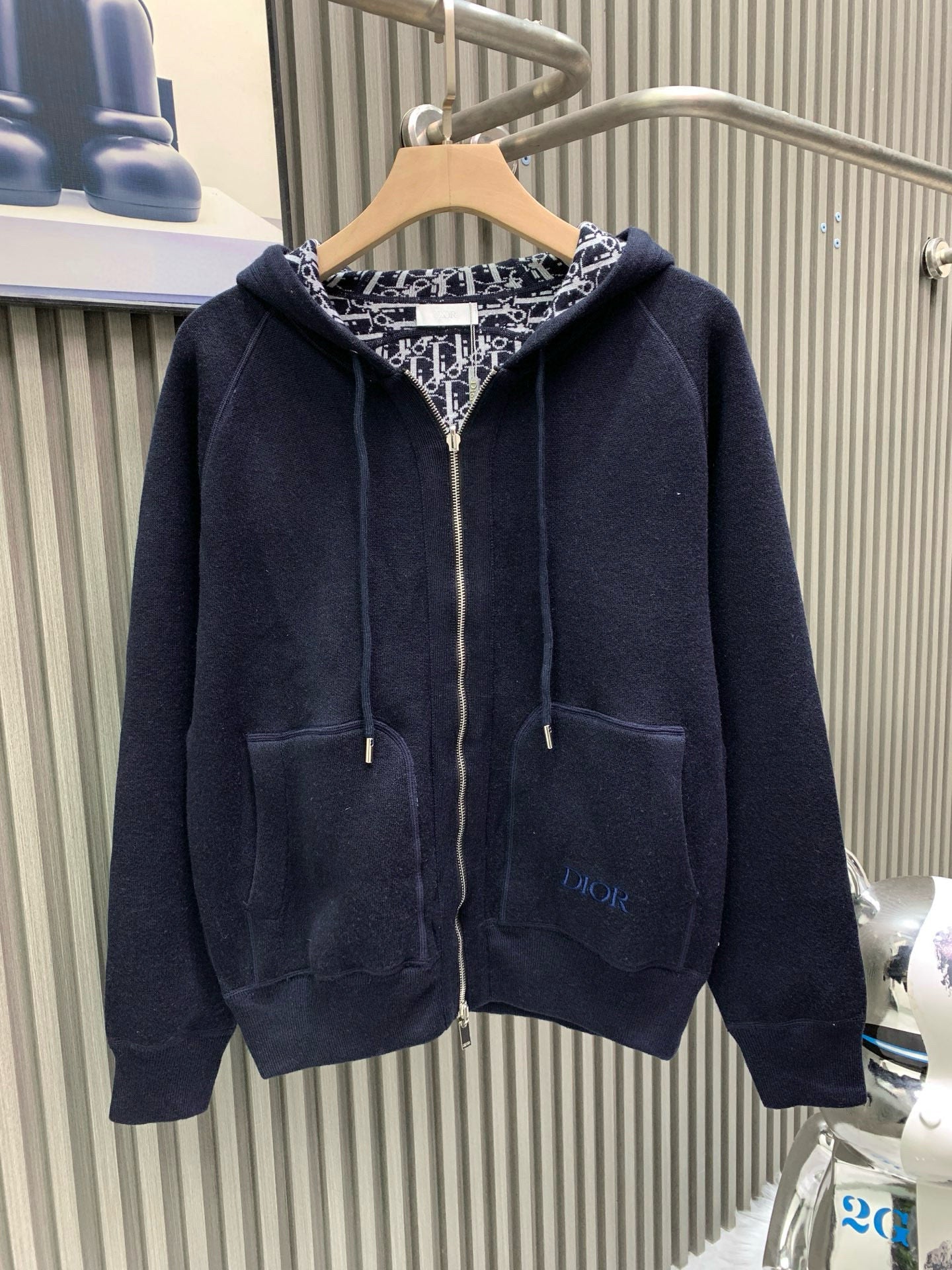 Classic Fashion Sweater-1083