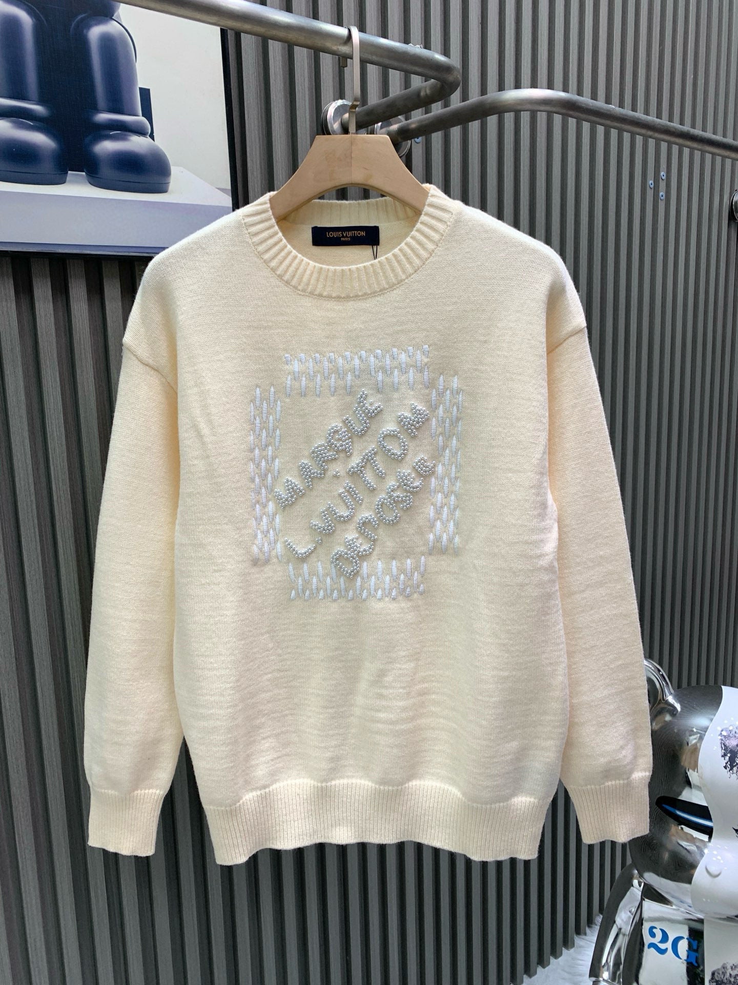 Classic Fashion Sweater-1081