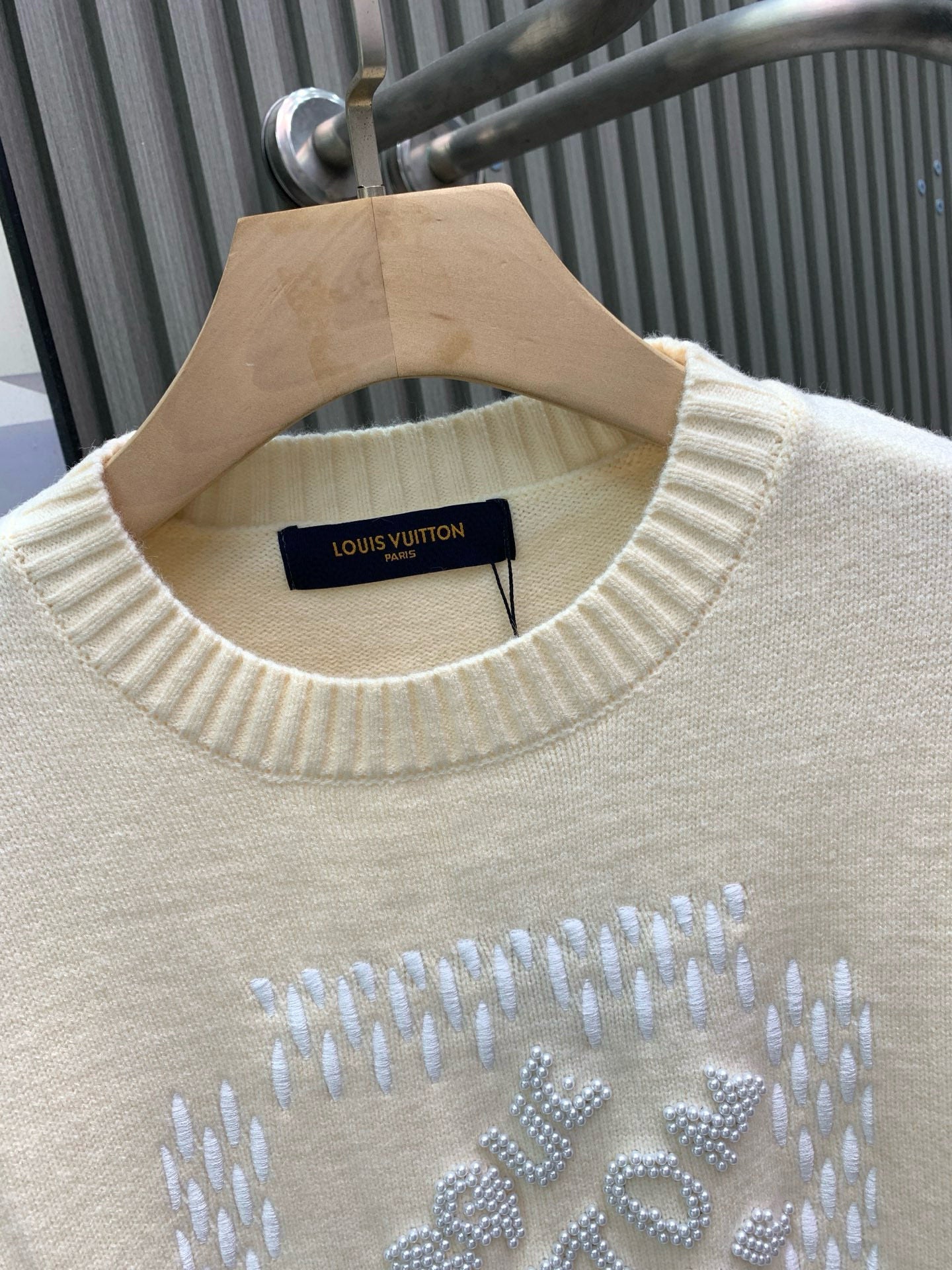 Classic Fashion Sweater-1081