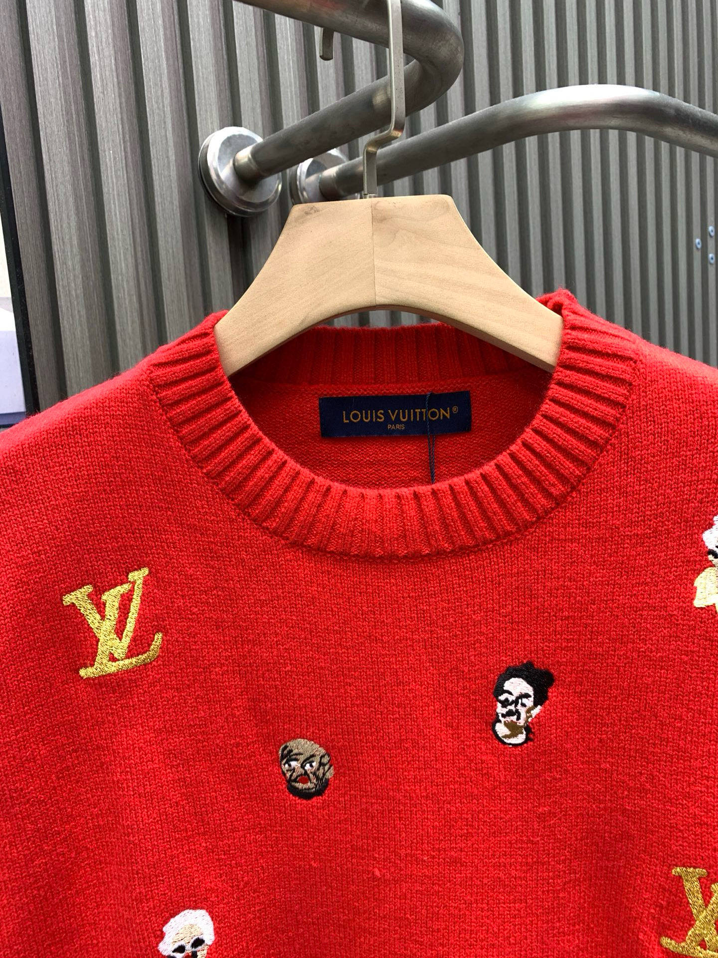Classic Fashion Sweater-1079