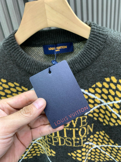 Classic Fashion Sweater-1078