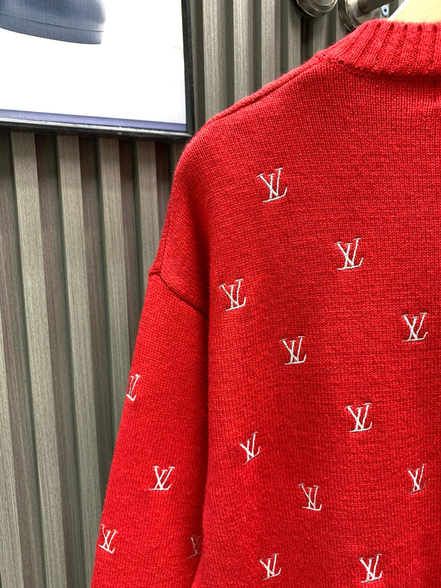 Classic Fashion Sweater-1076