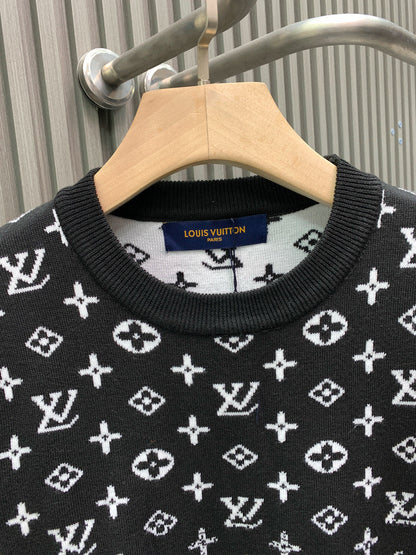 Classic Fashion Sweater-1075