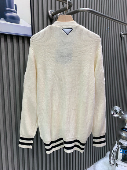 Classic Fashion Sweater-1061
