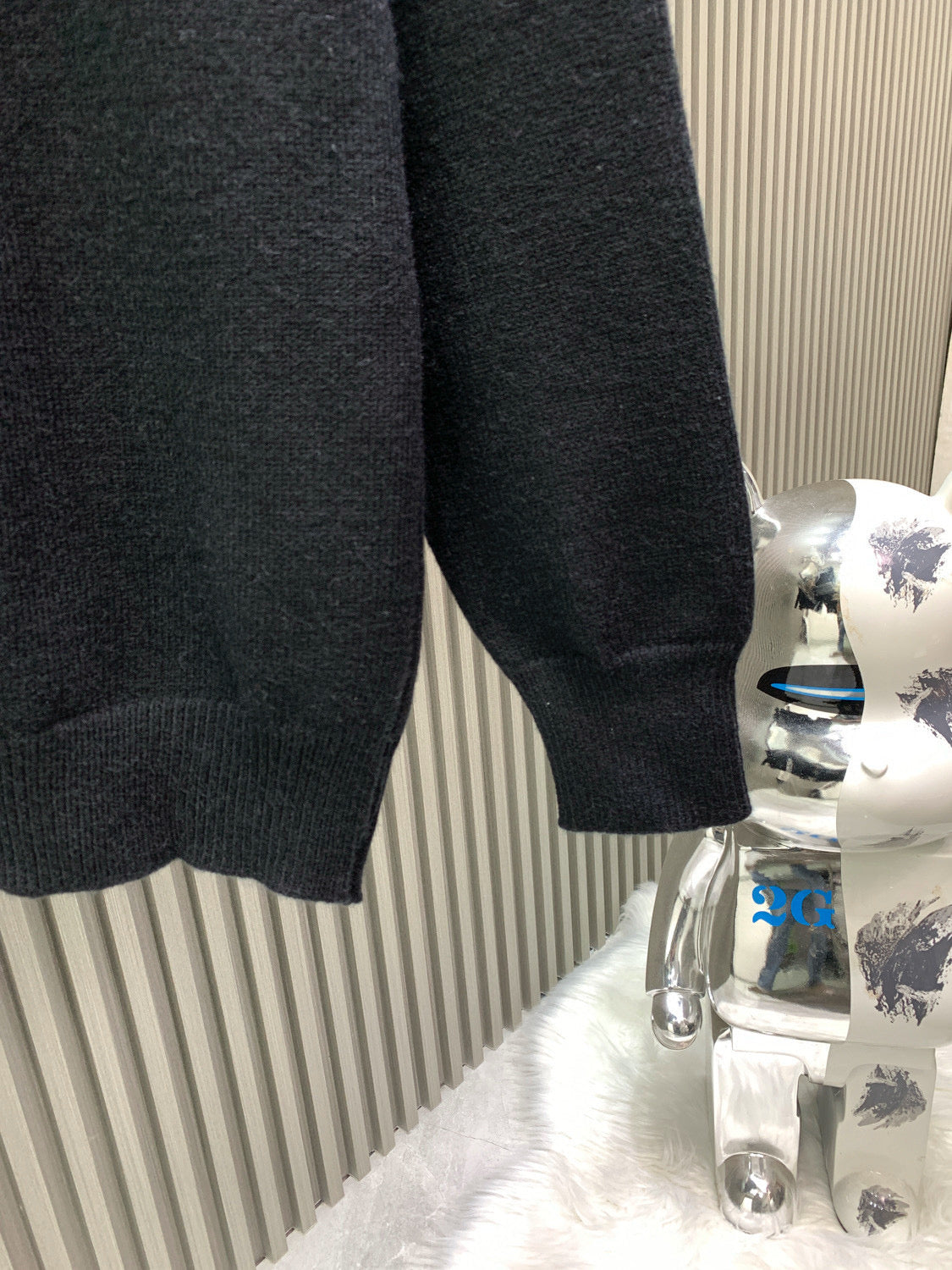 Classic Fashion Sweater-1052
