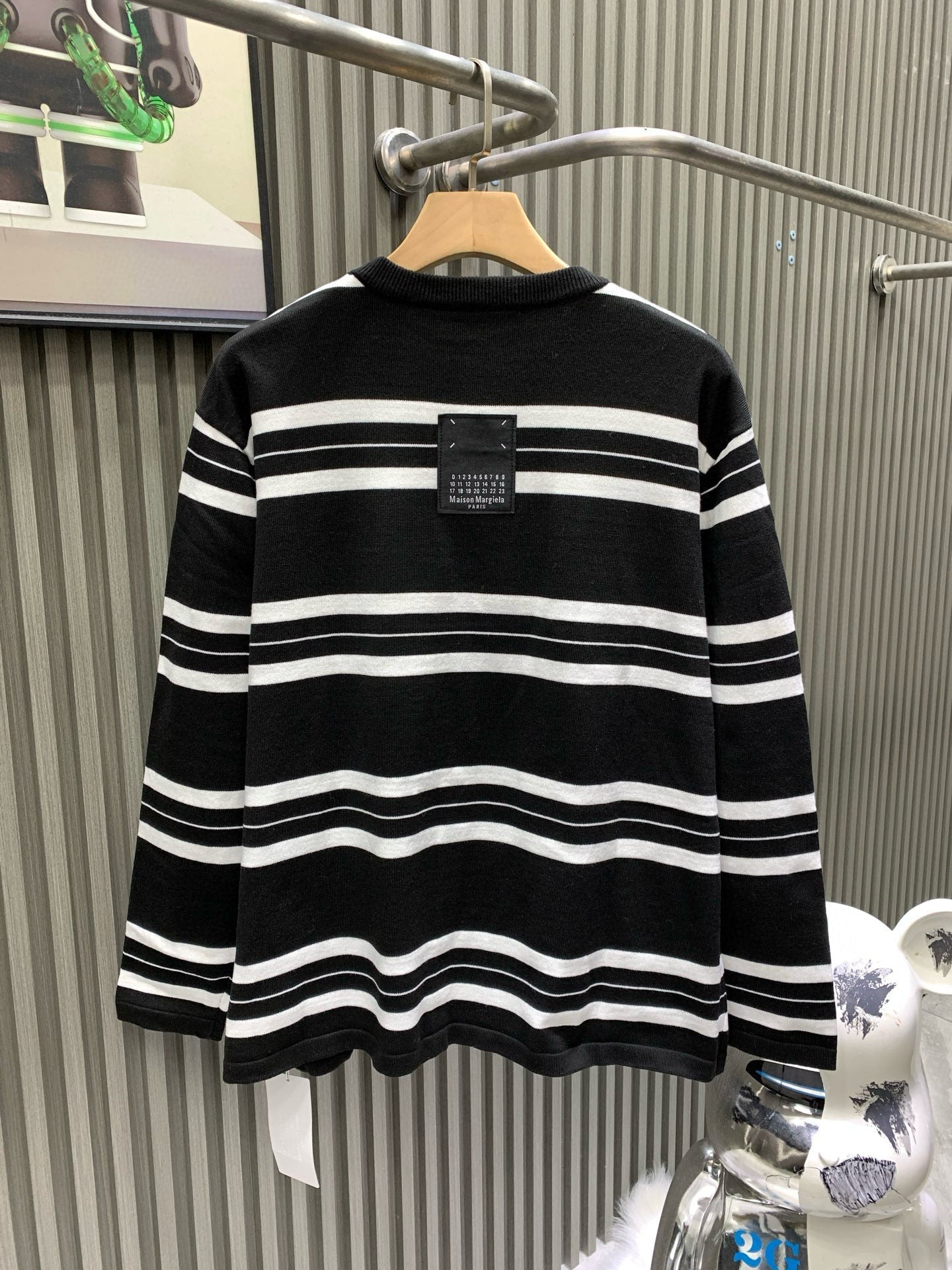 Classic Fashion Sweater-1093
