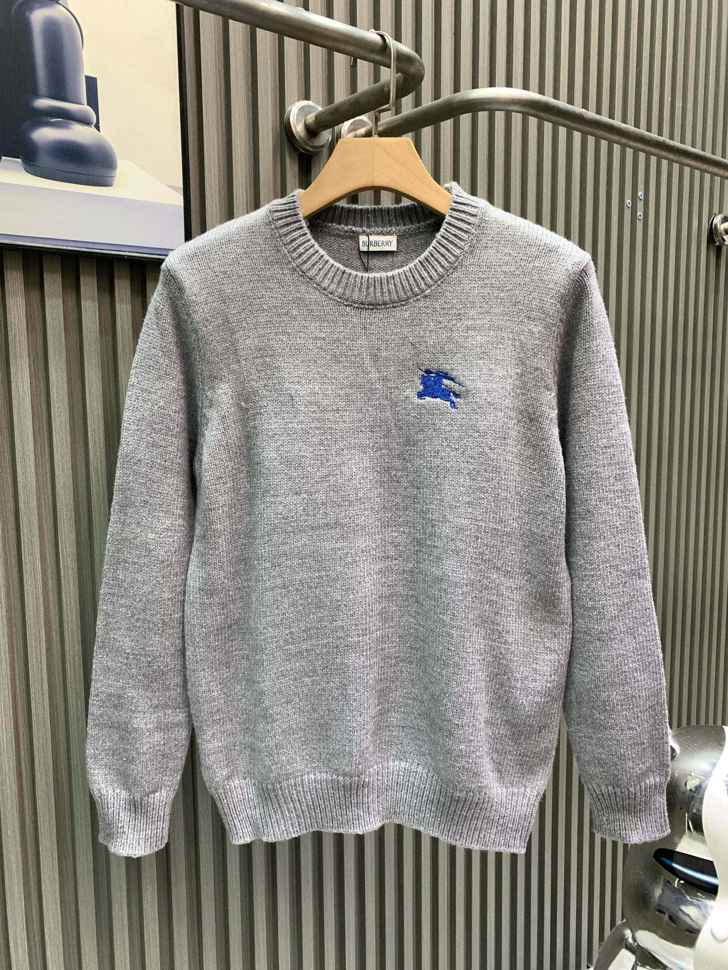 Classic Fashion Sweater-1106