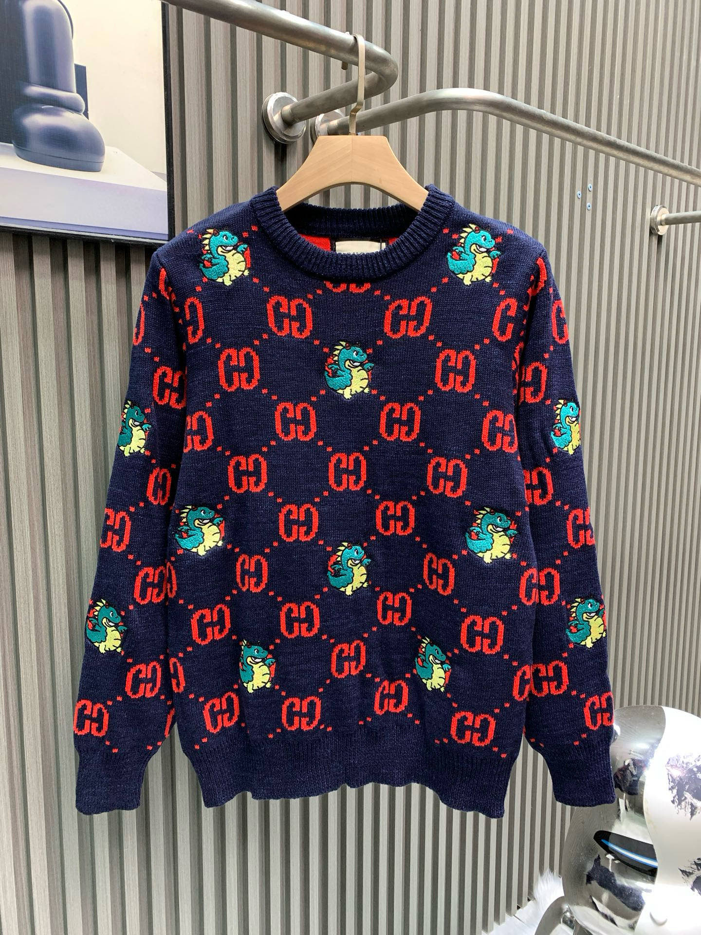 Classic Fashion Sweater-1110