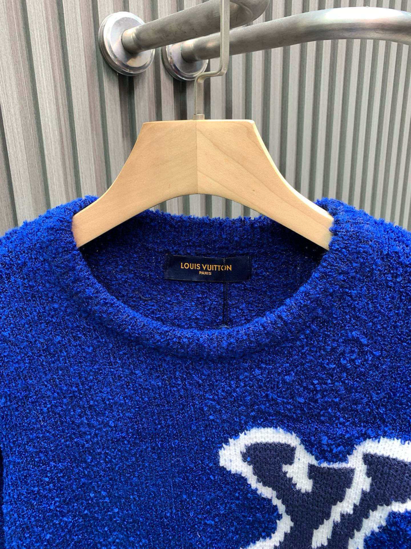 Classic Fashion Sweater-1128