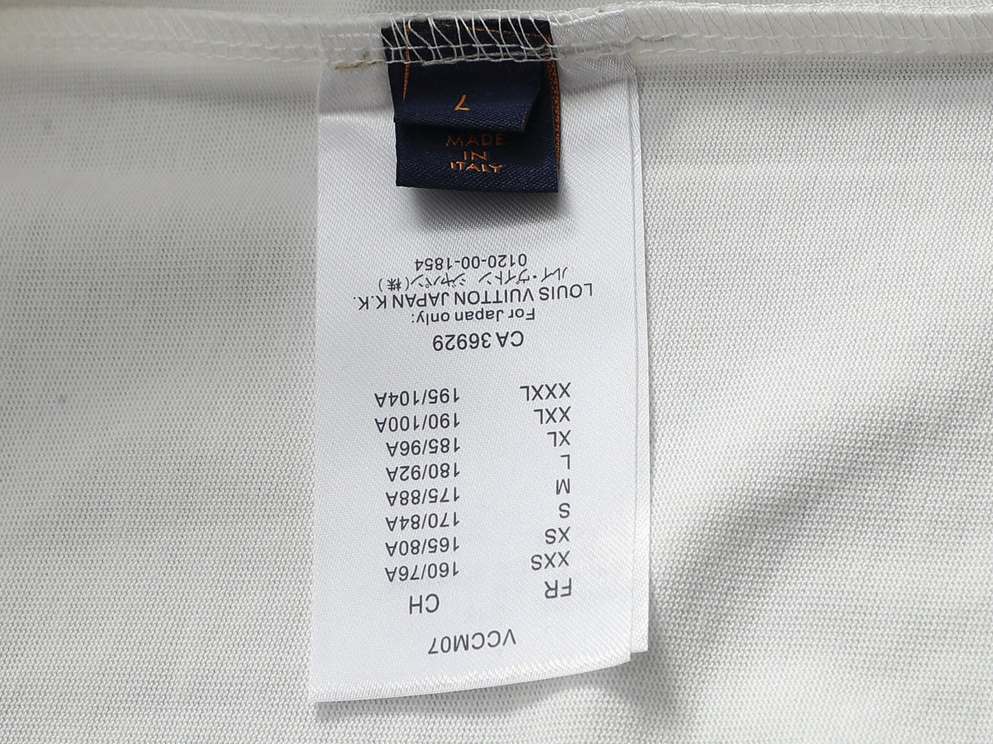 Classic T-shirt-180