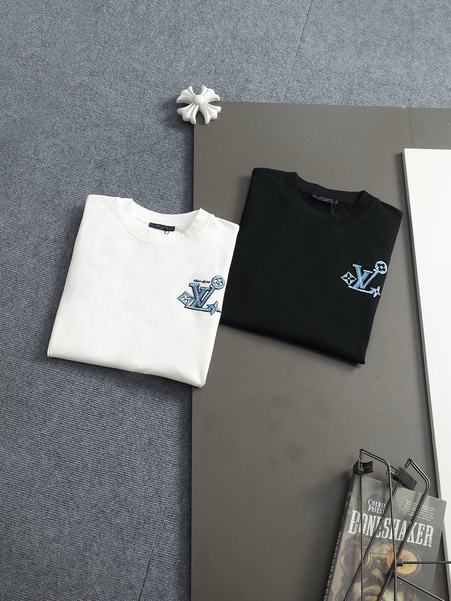 Classic T-shirt-185