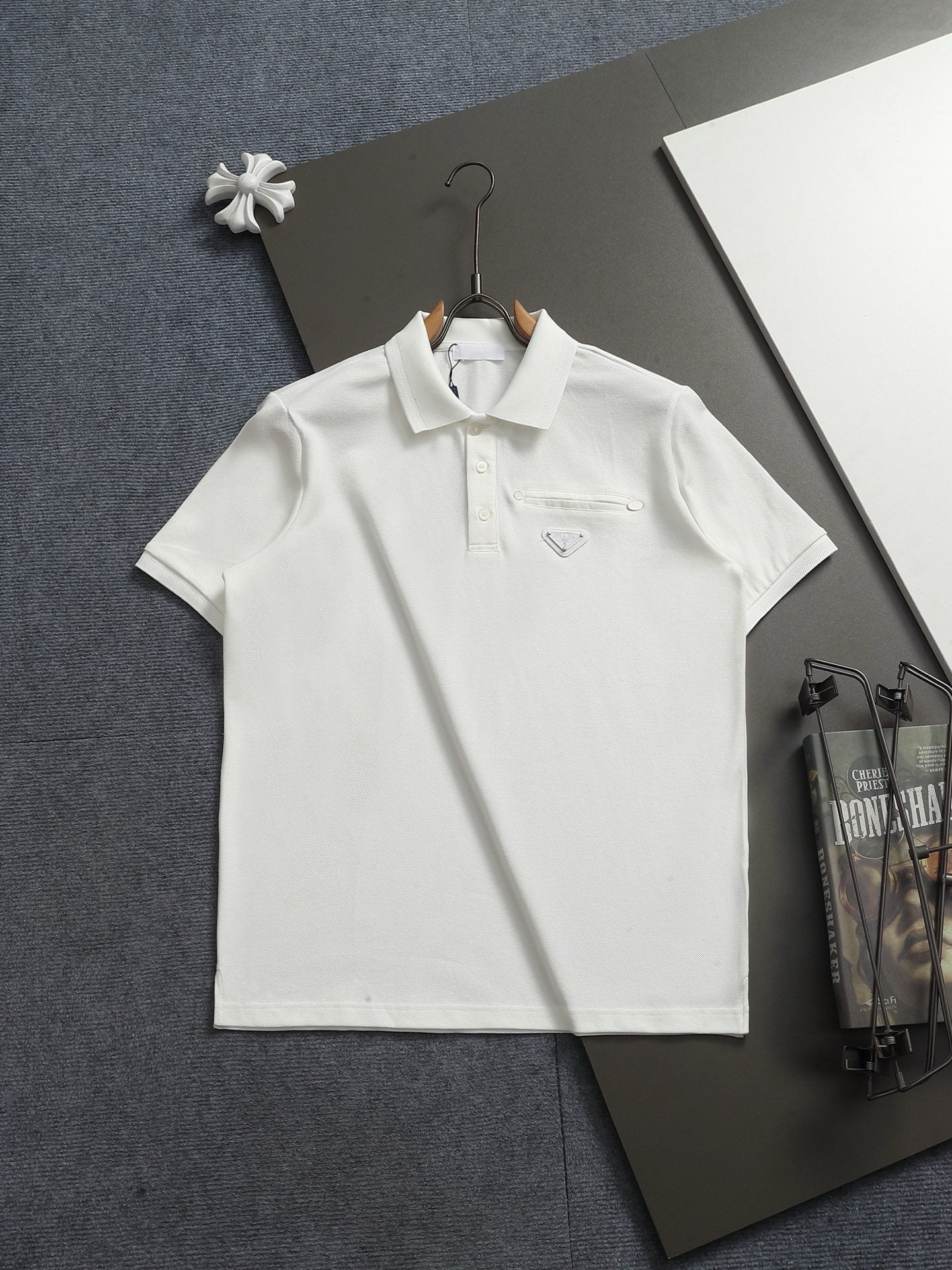 Classic T-shirt-204