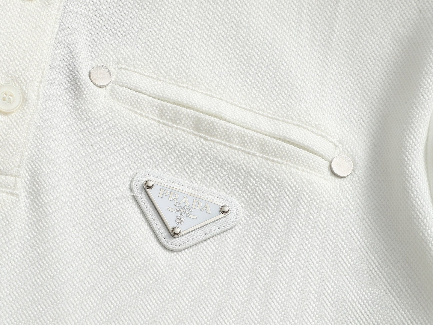 Classic T-shirt-204