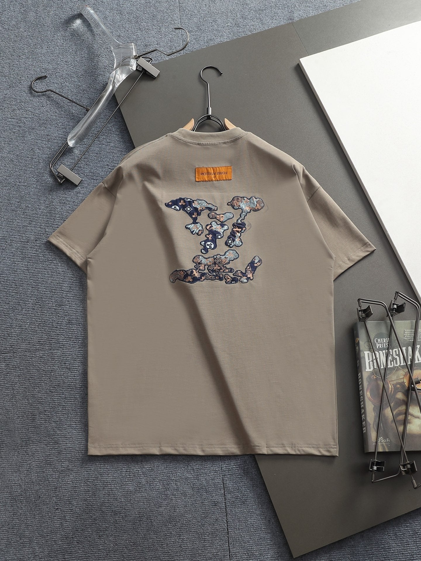 Classic T-shirt-230