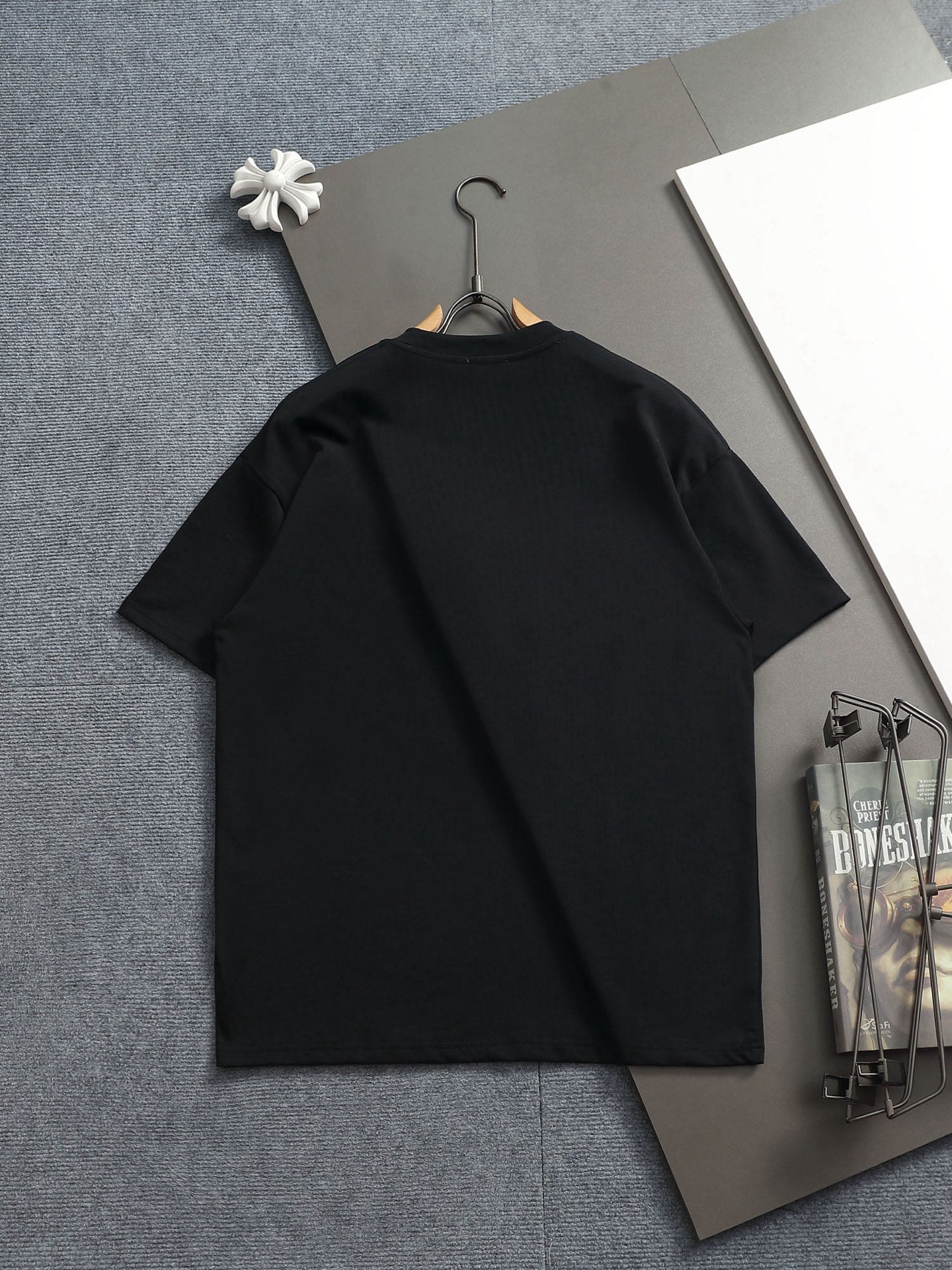 Classic T-shirt-307