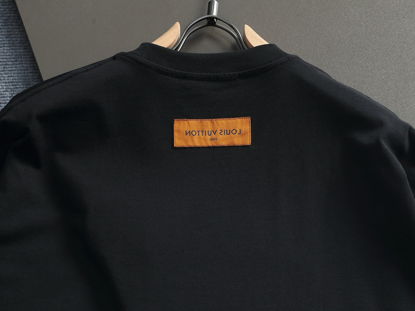 Classic T-shirt-320