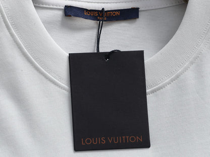 Classic T-shirt-320