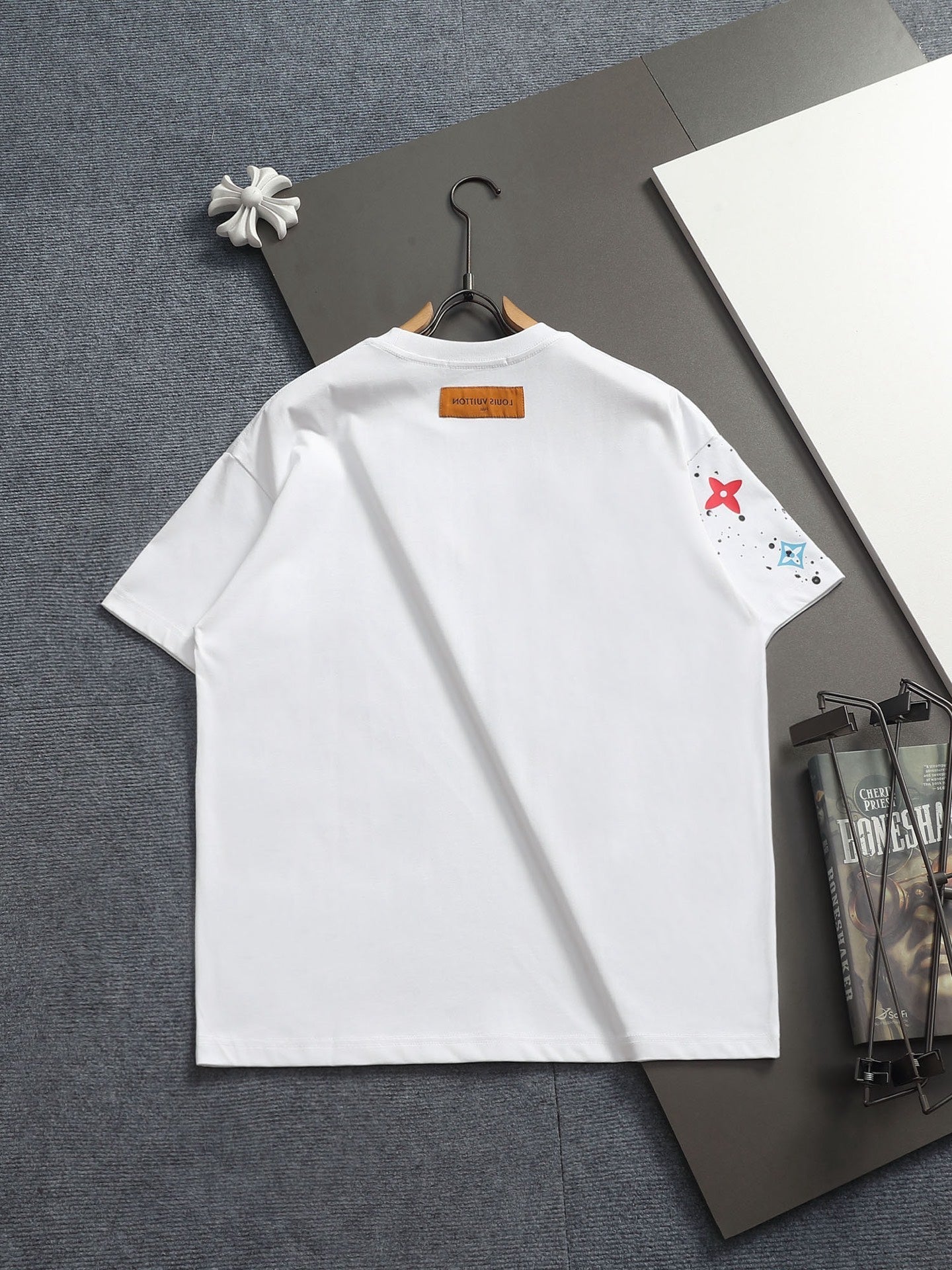 Classic T-shirt-393