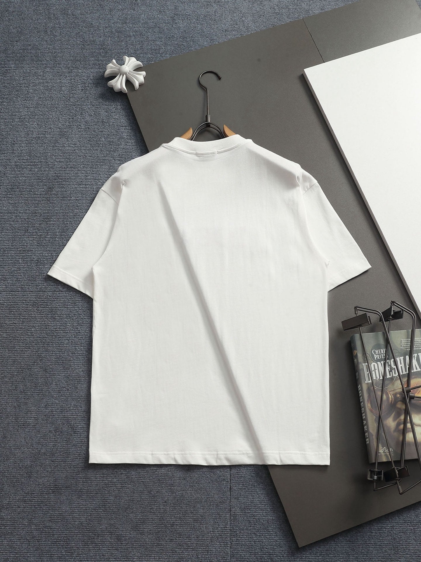 Classic T-shirt-327