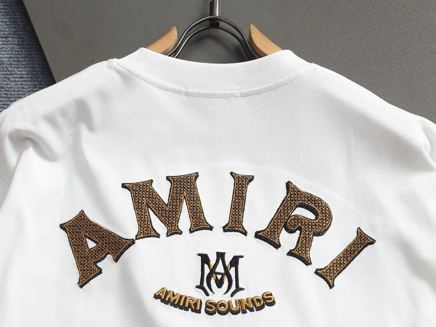 Classic T-shirt-335