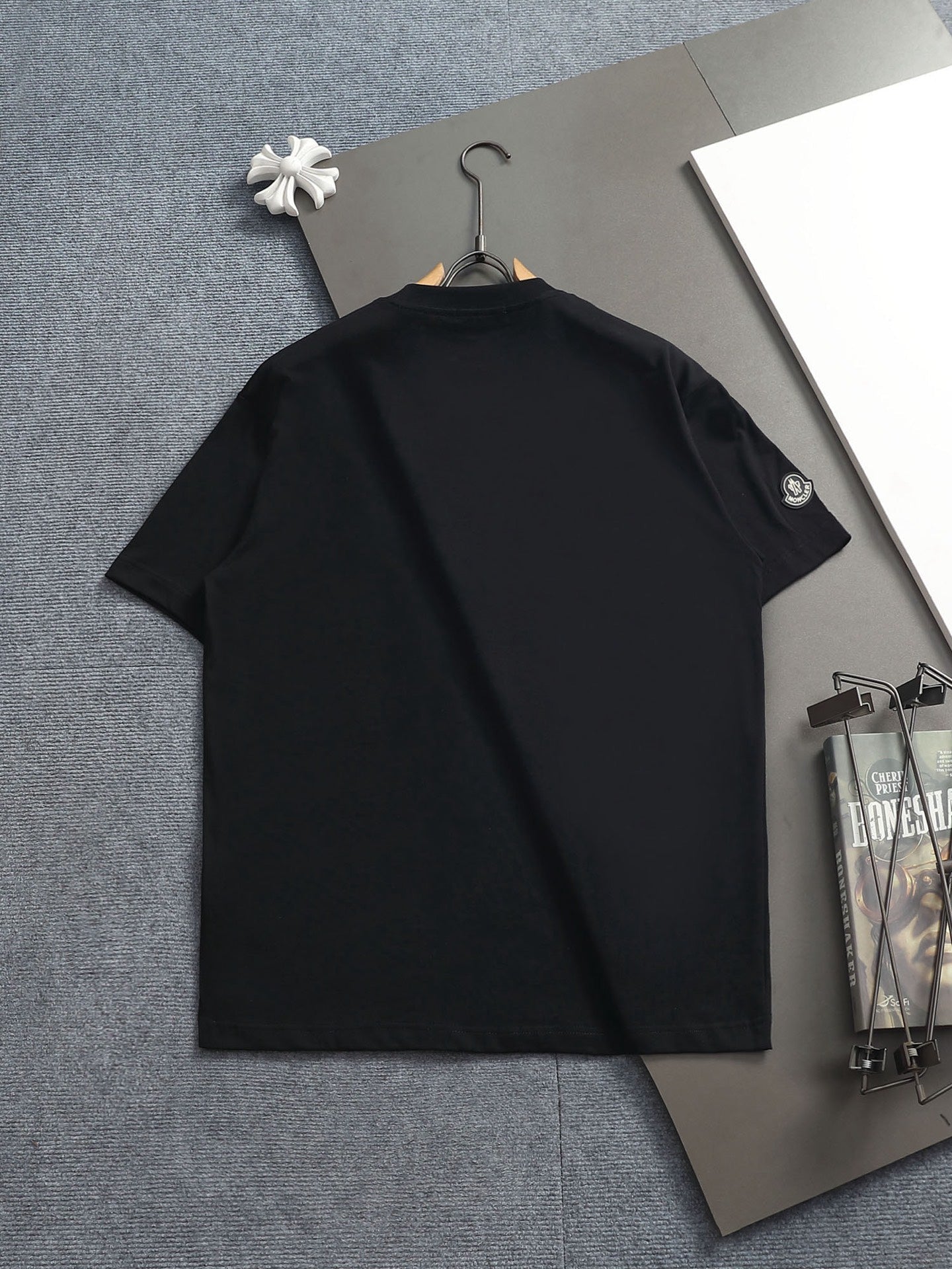 Classic T-shirt-339