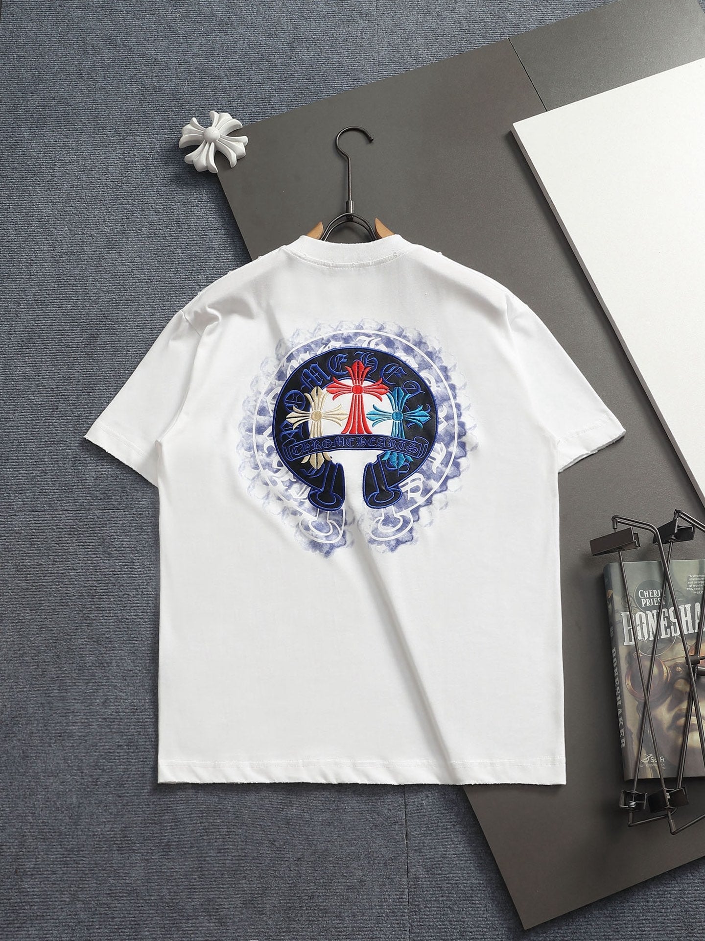 Classic T-shirt-341