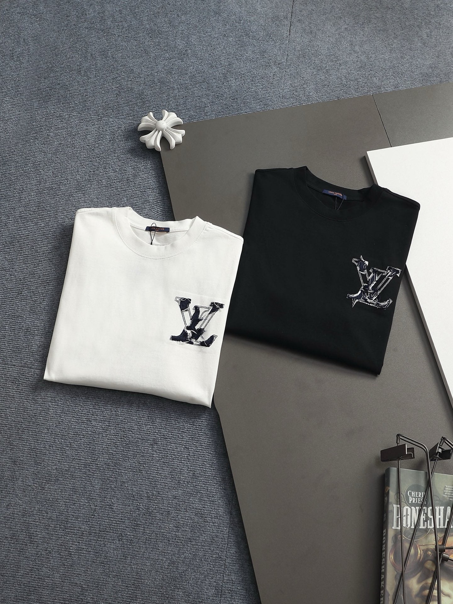 Classic T-shirt-342