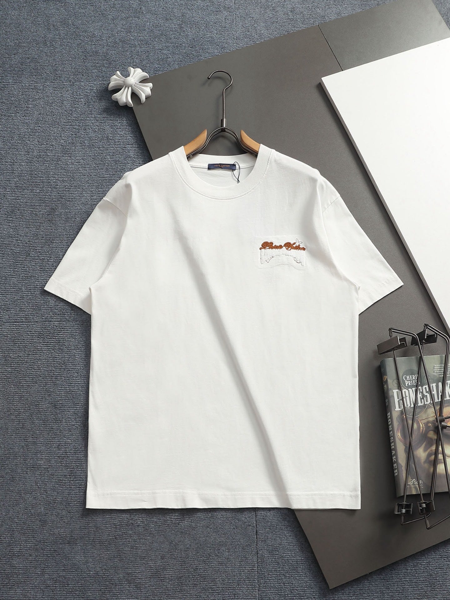 Classic T-shirt-343