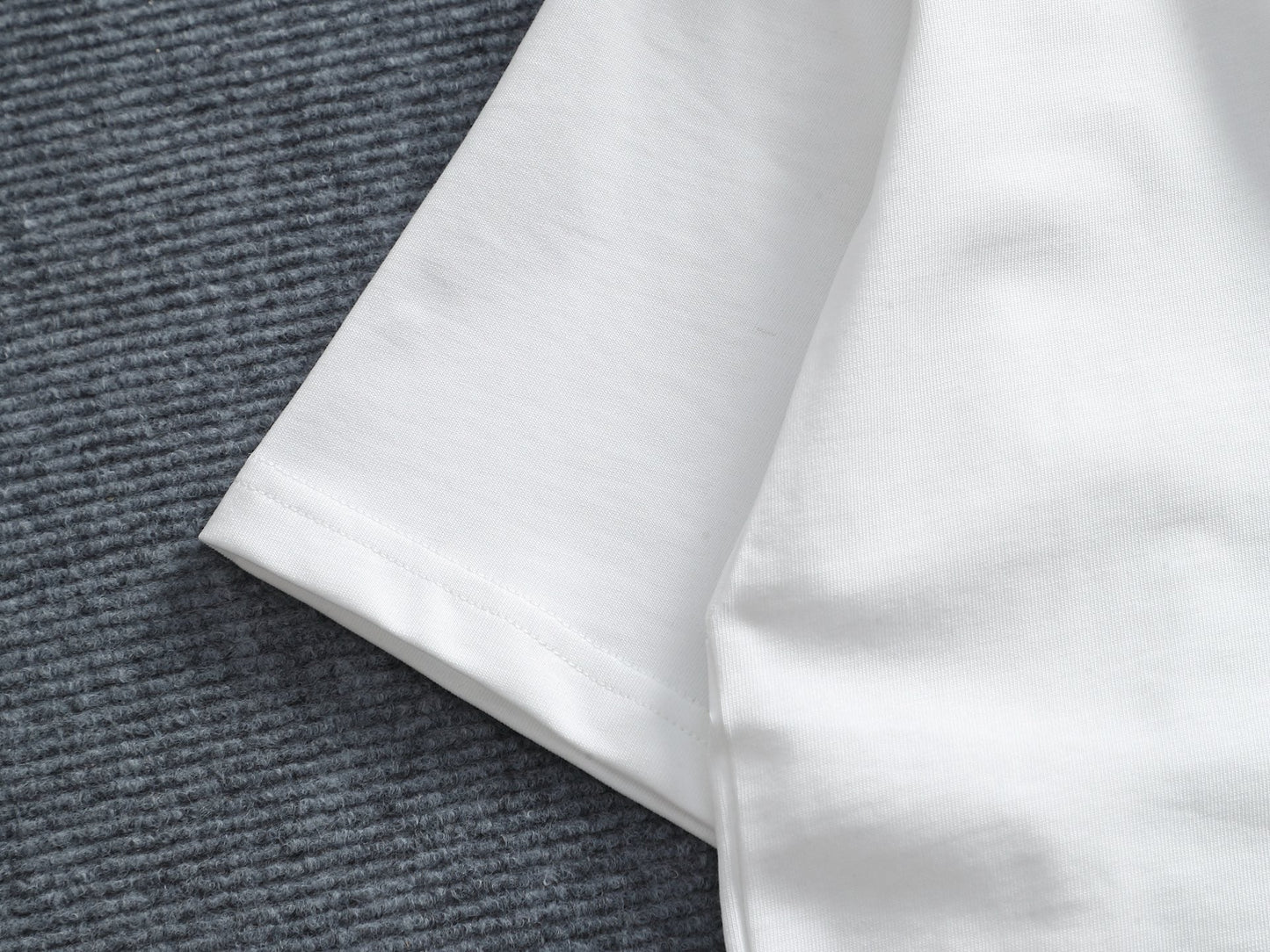 Classic T-shirt-350
