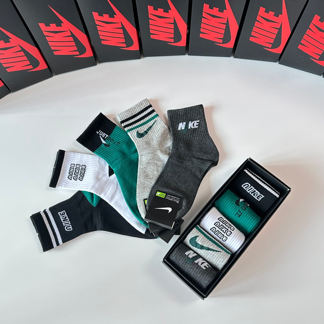 5-Pair Comfort Socks Set (1 BOX)-73