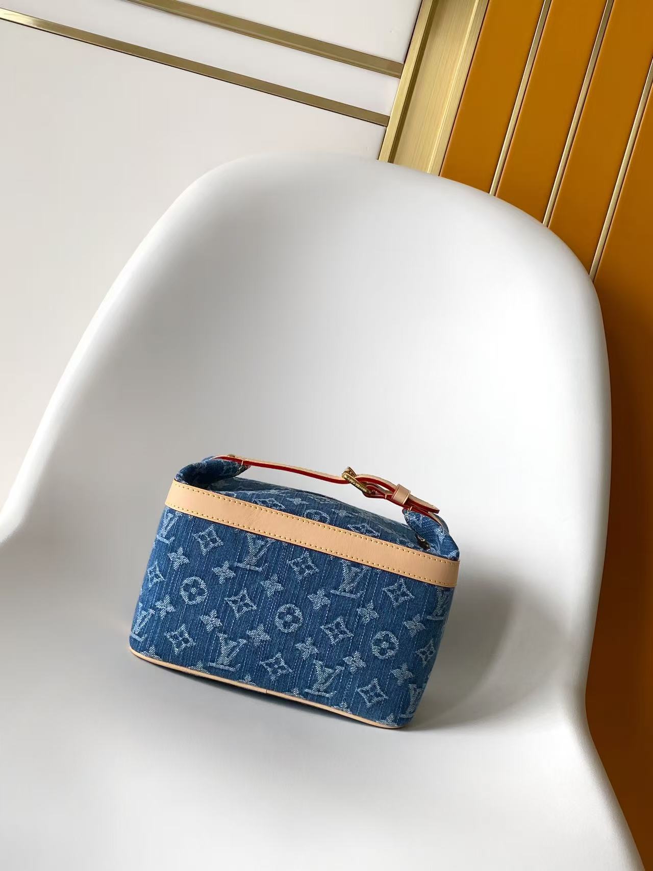 2026 Classic Everyday Bag-261033